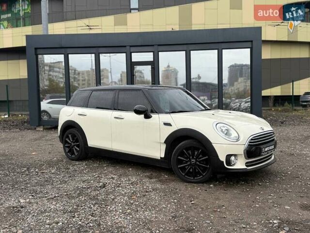 Мини Клабмен 2015 в Киеве на Automoto.ua Белый Мини Клабмен, объемом двигателя 2 л и пробегом 52 тыс. км за 17890 $, фото 1 на Automoto.ua