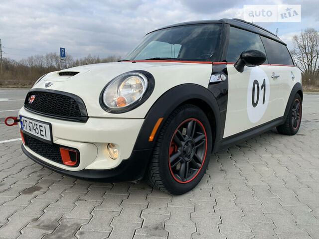 Бежевий Міні Clubman, об'ємом двигуна 1.6 л та пробігом 143 тис. км за 10900 $, фото 1 на Automoto.ua