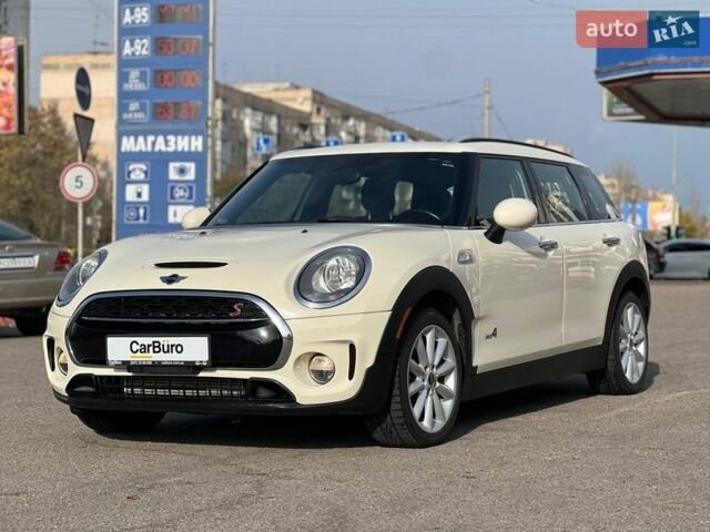 Бежевий Міні Клубмен, об'ємом двигуна 2 л та пробігом 86 тис. км за 18400 $, фото 1 на Automoto.ua