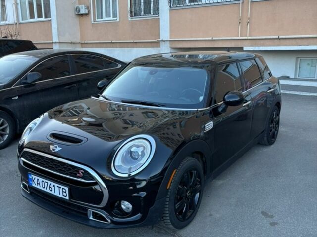 Чорний Міні Клубмен, об'ємом двигуна 2 л та пробігом 108 тис. км за 14000 $, фото 1 на Automoto.ua