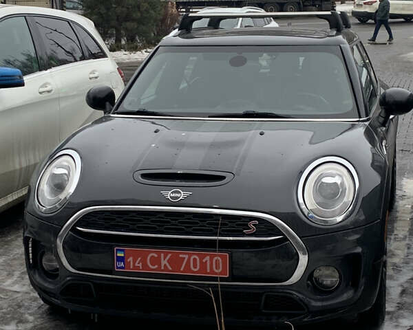 Чорний Міні Клубмен, об'ємом двигуна 2 л та пробігом 156 тис. км за 15800 $, фото 1 на Automoto.ua