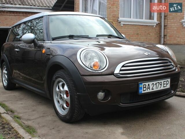 Коричневый Мини Клабмен, объемом двигателя 1.6 л и пробегом 215 тыс. км за 6000 $, фото 1 на Automoto.ua