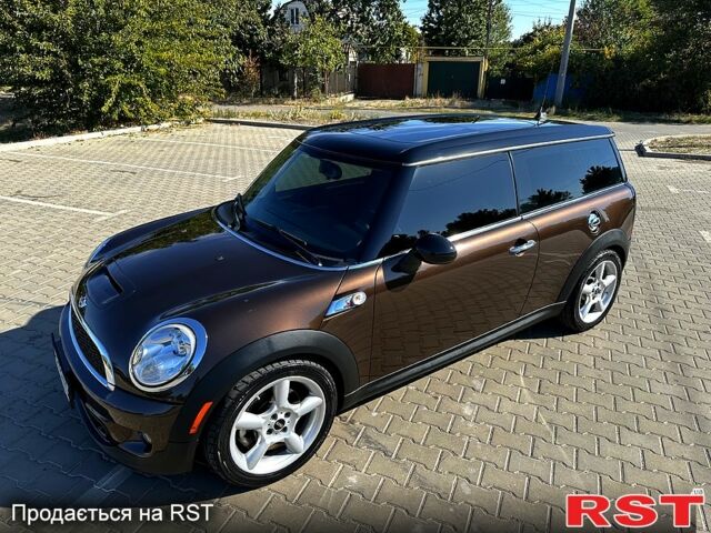 Коричневый Мини Клабмен, объемом двигателя 1.6 л и пробегом 103 тыс. км за 9500 $, фото 1 на Automoto.ua