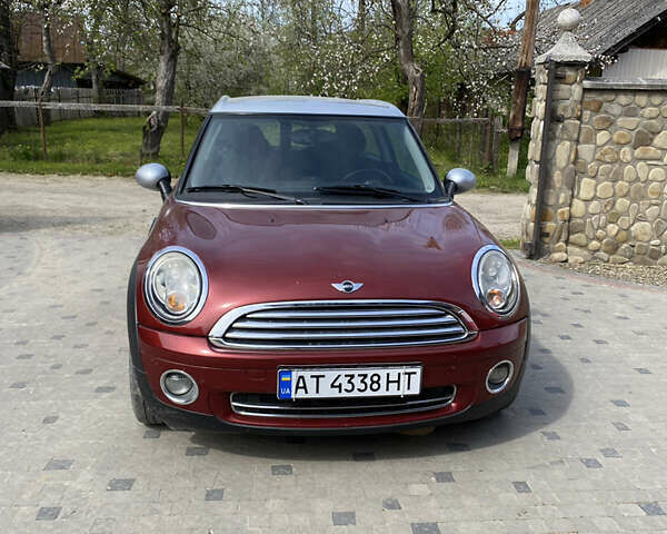 Красный Мини Клабмен, объемом двигателя 1.6 л и пробегом 230 тыс. км за 5600 $, фото 1 на Automoto.ua