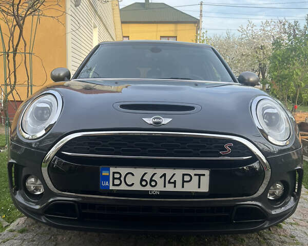 Міні Clubman, об'ємом двигуна 2 л та пробігом 73 тис. км за 16100 $, фото 1 на Automoto.ua