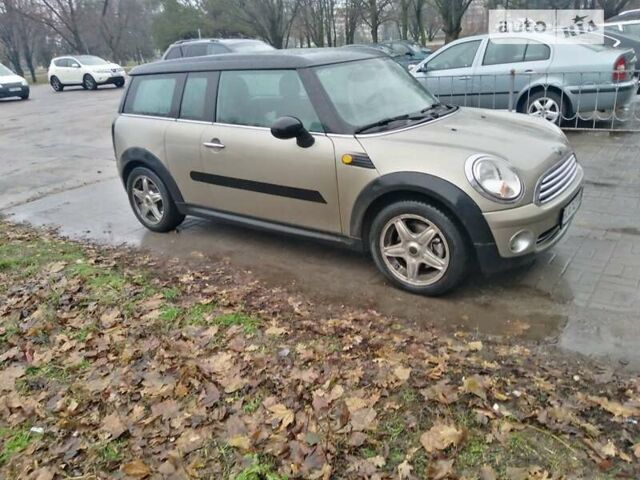 Сірий Міні Clubman, об'ємом двигуна 1.6 л та пробігом 194 тис. км за 6100 $, фото 1 на Automoto.ua