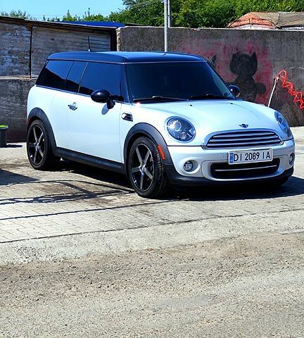 Сірий Міні Клубмен, об'ємом двигуна 1.6 л та пробігом 180 тис. км за 7200 $, фото 1 на Automoto.ua