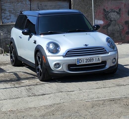 Сірий Міні Клубмен, об'ємом двигуна 1.6 л та пробігом 180 тис. км за 7200 $, фото 1 на Automoto.ua