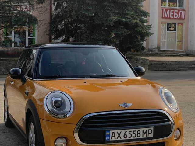 Оранжевый Мини Купер Д, объемом двигателя 1.5 л и пробегом 77 тыс. км за 14369 $, фото 1 на Automoto.ua