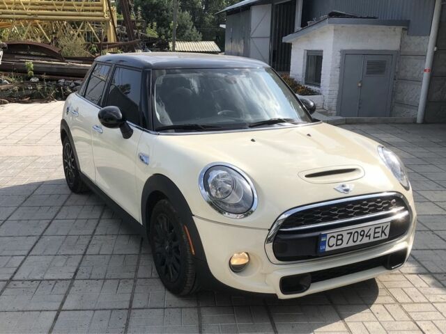 Білий Міні Cooper S, об'ємом двигуна 2 л та пробігом 105 тис. км за 19500 $, фото 1 на Automoto.ua