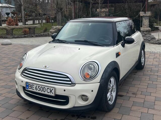 Бежевий Міні Cooper S, об'ємом двигуна 1.6 л та пробігом 155 тис. км за 8500 $, фото 1 на Automoto.ua