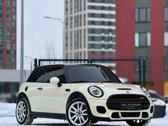 Бежевый Мини Купер С, объемом двигателя 2 л и пробегом 144 тыс. км за 13900 $, фото 1 на Automoto.ua