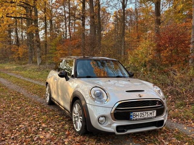 Серый Мини Купер С, объемом двигателя 2 л и пробегом 85 тыс. км за 13600 $, фото 1 на Automoto.ua