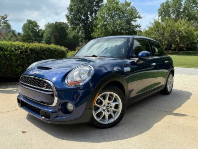 Синій Міні Cooper S, об'ємом двигуна 2 л та пробігом 119 тис. км за 2800 $, фото 1 на Automoto.ua