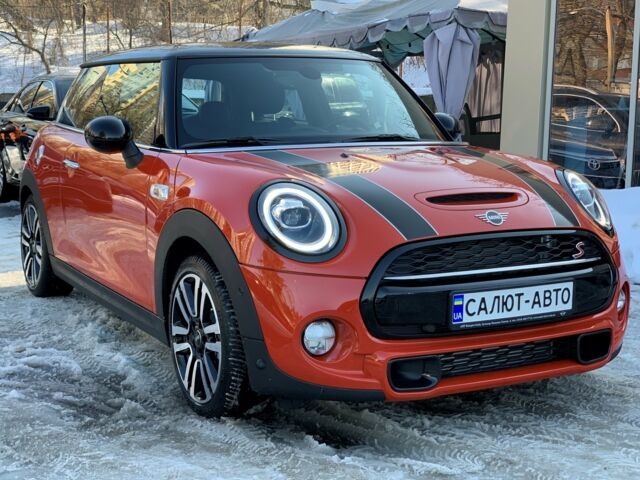 Помаранчевий Міні Cooper S, об'ємом двигуна 2 л та пробігом 1 тис. км за 29800 $, фото 1 на Automoto.ua