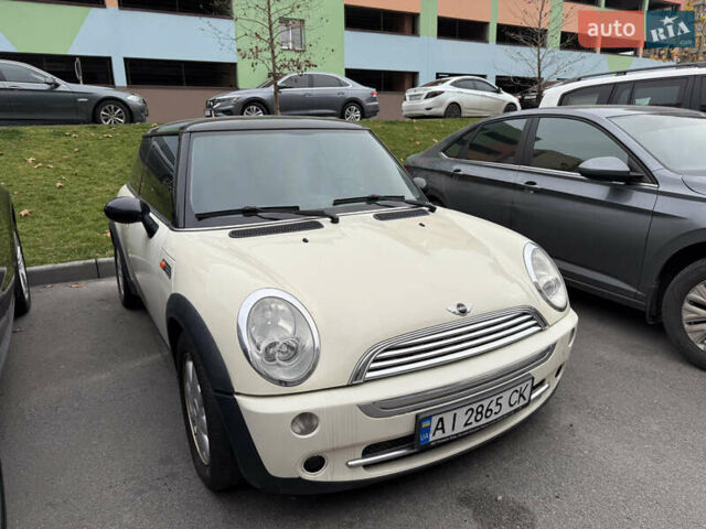 Білий Міні Cooper, об'ємом двигуна 1.6 л та пробігом 193 тис. км за 5200 $, фото 1 на Automoto.ua