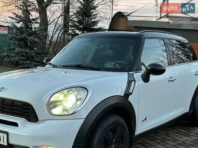 Білий Міні Cooper, об'ємом двигуна 1.6 л та пробігом 240 тис. км за 8500 $, фото 1 на Automoto.ua