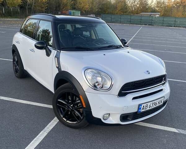 Білий Міні Cooper, об'ємом двигуна 1.6 л та пробігом 159 тис. км за 12500 $, фото 1 на Automoto.ua