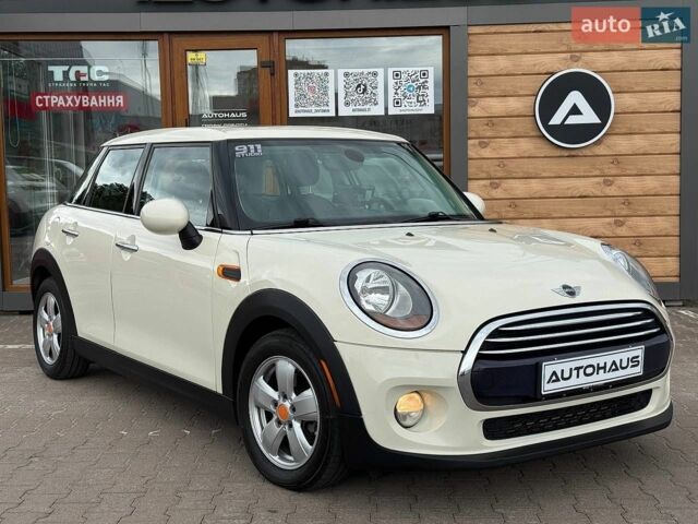 Білий Міні Cooper, об'ємом двигуна 1.5 л та пробігом 224 тис. км за 8200 $, фото 1 на Automoto.ua