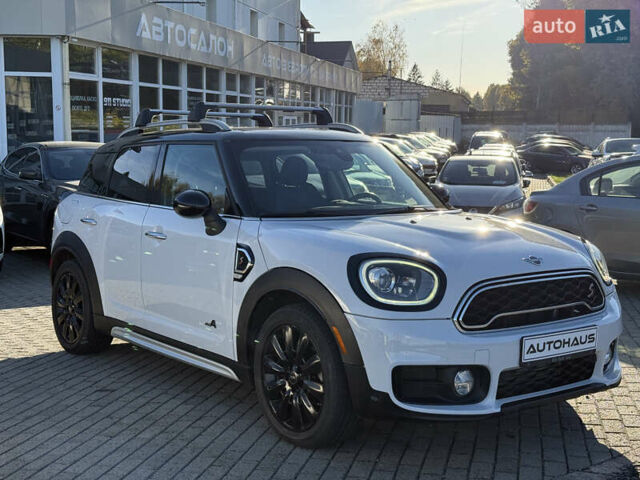 Білий Міні Cooper, об'ємом двигуна 2 л та пробігом 170 тис. км за 18999 $, фото 1 на Automoto.ua