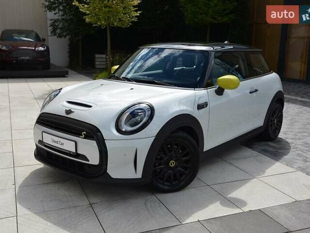 Білий Міні Cooper, об'ємом двигуна 0 л та пробігом 12 тис. км за 21759 $, фото 1 на Automoto.ua