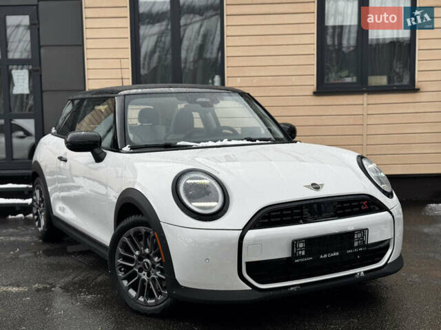 Білий Міні Cooper, об'ємом двигуна 2 л та пробігом 6 тис. км за 34999 $, фото 1 на Automoto.ua