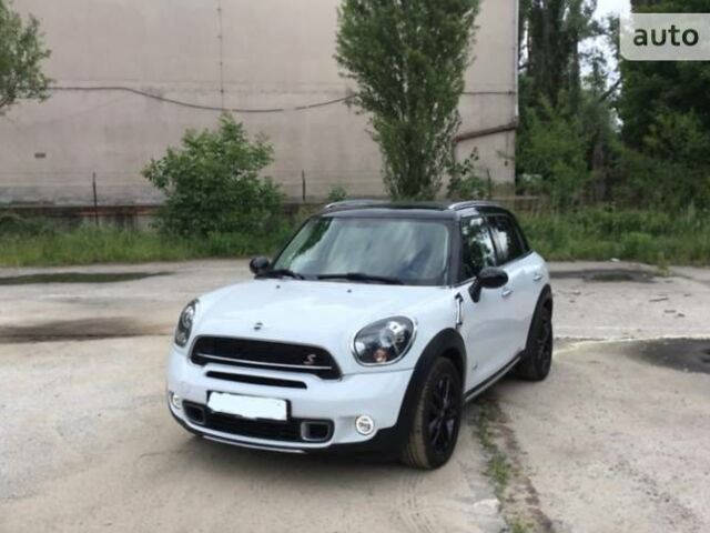 Білий Міні Cooper, об'ємом двигуна 1.6 л та пробігом 17 тис. км за 17000 $, фото 1 на Automoto.ua