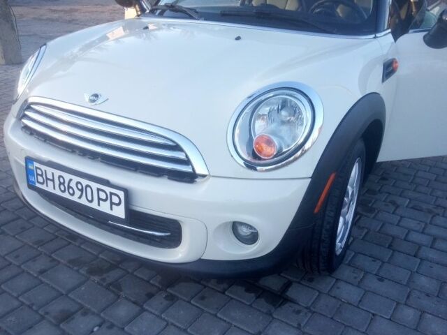 Бежевий Міні Cooper, об'ємом двигуна 1.6 л та пробігом 78 тис. км за 7500 $, фото 1 на Automoto.ua