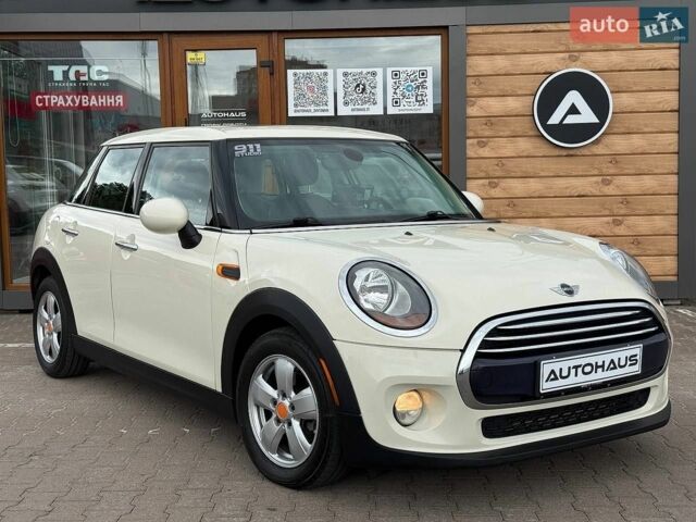 Бежевий Міні Cooper, об'ємом двигуна 1.5 л та пробігом 224 тис. км за 8999 $, фото 1 на Automoto.ua