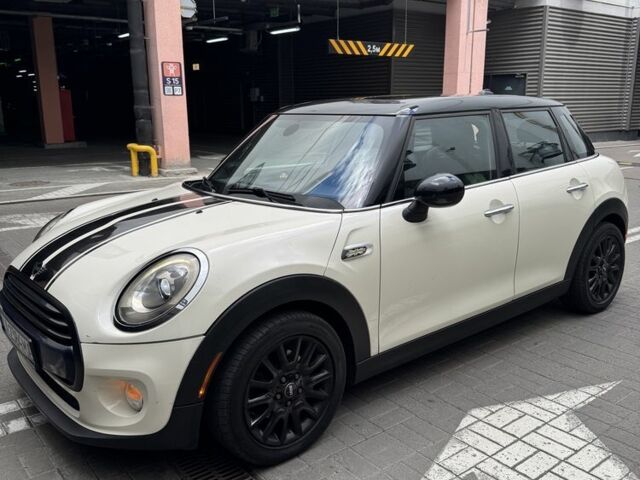 Бежевий Міні Cooper, об'ємом двигуна 0 л та пробігом 270 тис. км за 8550 $, фото 1 на Automoto.ua