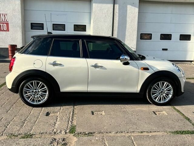 Бежевий Міні Cooper, об'ємом двигуна 1.5 л та пробігом 46 тис. км за 11500 $, фото 1 на Automoto.ua
