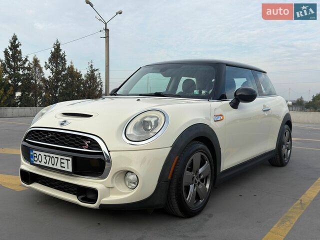 Бежевий Міні Cooper, об'ємом двигуна 2 л та пробігом 159 тис. км за 14500 $, фото 1 на Automoto.ua