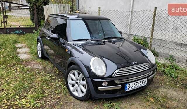 Чорний Міні Cooper, об'ємом двигуна 1.6 л та пробігом 125 тис. км за 4500 $, фото 1 на Automoto.ua
