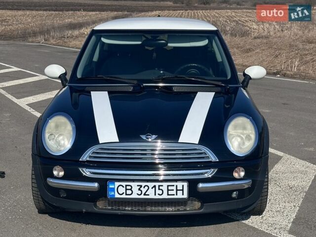 Черный Мини Купер, объемом двигателя 1.6 л и пробегом 185 тыс. км за 4300 $, фото 1 на Automoto.ua