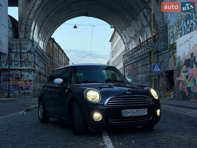 Чорний Міні Cooper, об'ємом двигуна 1.6 л та пробігом 230 тис. км за 6800 $, фото 1 на Automoto.ua