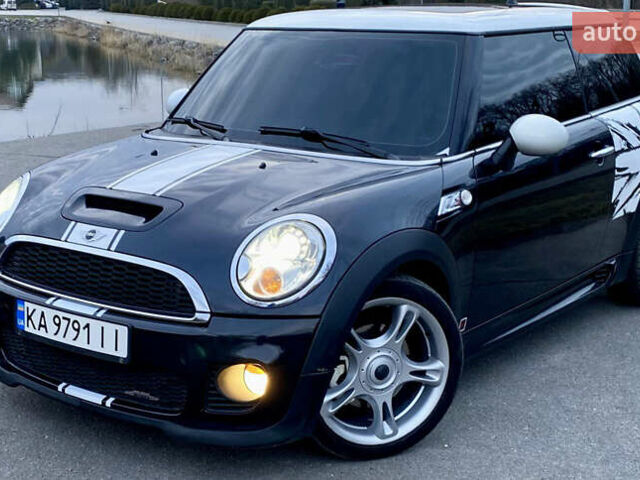 Черный Мини Купер, объемом двигателя 1.6 л и пробегом 193 тыс. км за 6500 $, фото 1 на Automoto.ua