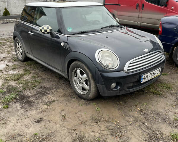 Черный Мини Купер, объемом двигателя 1.6 л и пробегом 251 тыс. км за 3600 $, фото 1 на Automoto.ua