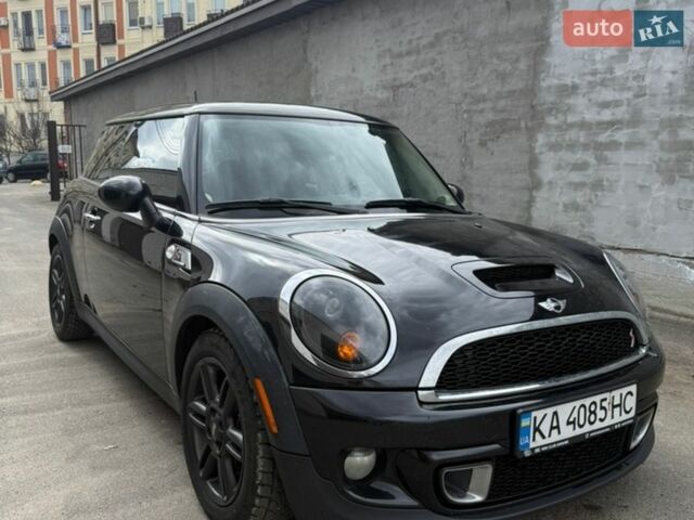 Чорний Міні Cooper, об'ємом двигуна 1.6 л та пробігом 199 тис. км за 7000 $, фото 1 на Automoto.ua