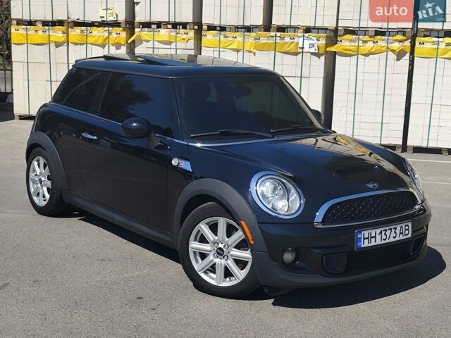 Чорний Міні Cooper, об'ємом двигуна 1.6 л та пробігом 135 тис. км за 8500 $, фото 1 на Automoto.ua