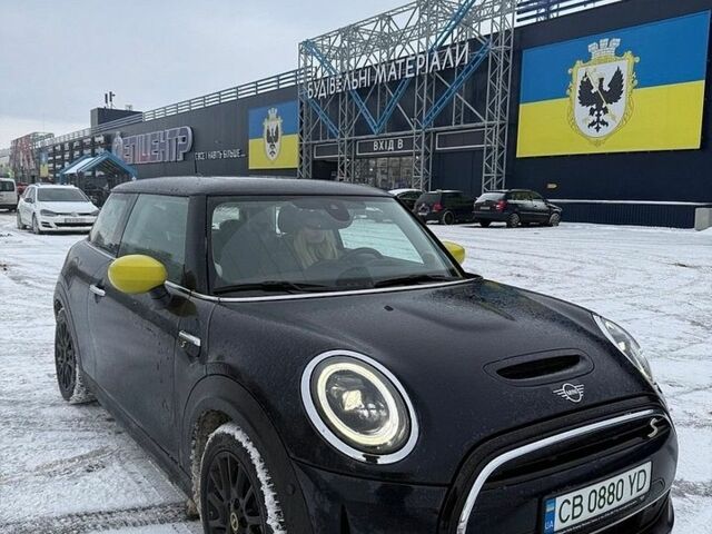 Чорний Міні Cooper, об'ємом двигуна 0 л та пробігом 23 тис. км за 23900 $, фото 1 на Automoto.ua