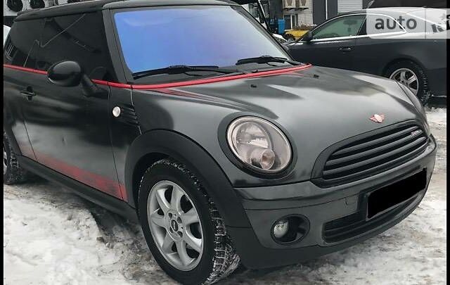 Чорний Міні Cooper, об'ємом двигуна 1.6 л та пробігом 111 тис. км за 7800 $, фото 1 на Automoto.ua