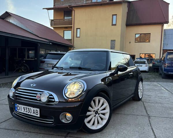 Коричневый Мини Купер, объемом двигателя 1.6 л и пробегом 115 тыс. км за 5800 $, фото 1 на Automoto.ua