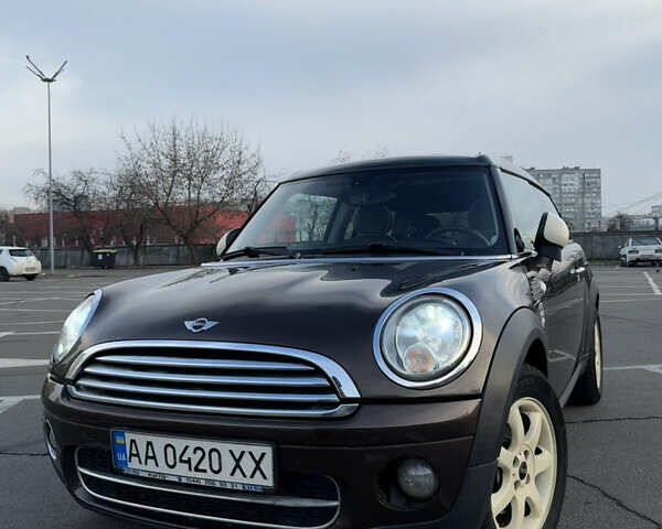 Коричневий Міні Cooper, об'ємом двигуна 1.56 л та пробігом 286 тис. км за 7499 $, фото 1 на Automoto.ua