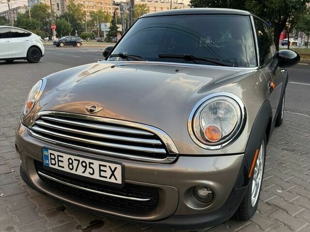 Коричневий Міні Cooper, об'ємом двигуна 1.6 л та пробігом 159 тис. км за 8200 $, фото 1 на Automoto.ua
