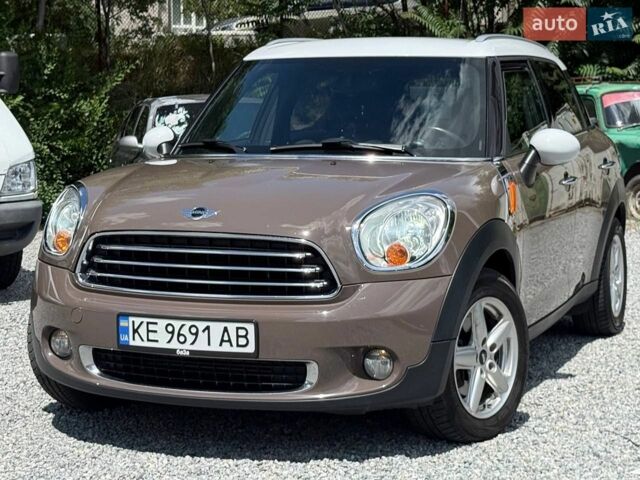 Коричневый Мини Купер, объемом двигателя 2 л и пробегом 214 тыс. км за 9800 $, фото 1 на Automoto.ua