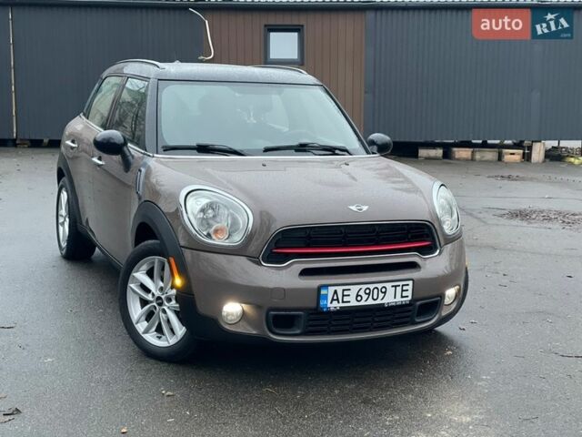 Коричневый Мини Купер, объемом двигателя 1.6 л и пробегом 216 тыс. км за 9000 $, фото 1 на Automoto.ua