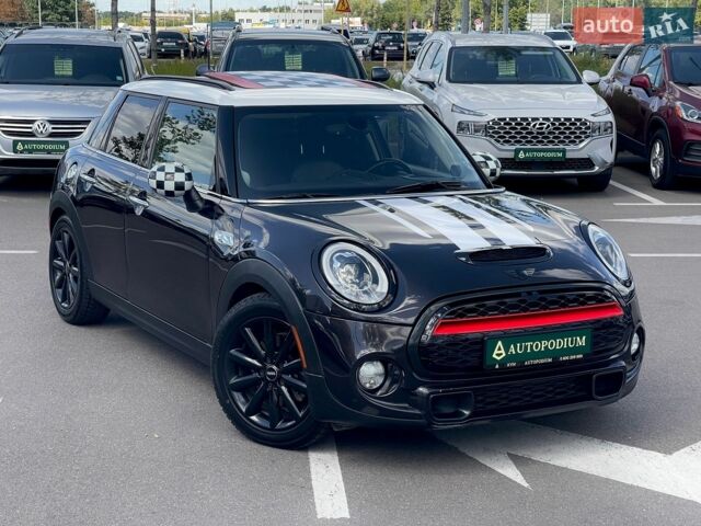 Коричневий Міні Cooper, об'ємом двигуна 2 л та пробігом 137 тис. км за 15700 $, фото 1 на Automoto.ua