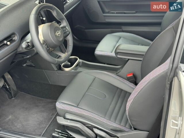 Коричневый Мини Купер, объемом двигателя 0 л и пробегом 22 тыс. км за 30500 $, фото 1 на Automoto.ua