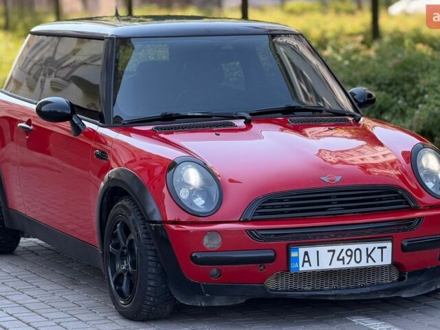 Червоний Міні Cooper, об'ємом двигуна 1.6 л та пробігом 298 тис. км за 3599 $, фото 1 на Automoto.ua