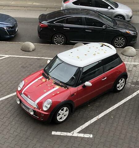 Червоний Міні Cooper, об'ємом двигуна 1.6 л та пробігом 172 тис. км за 6500 $, фото 1 на Automoto.ua